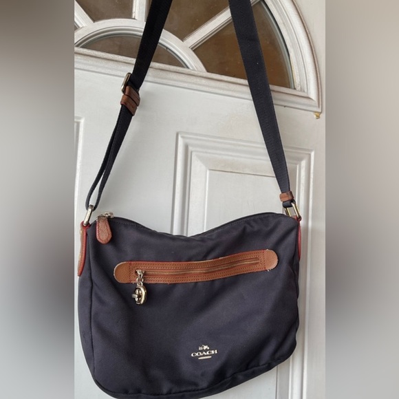 Coach Bag - Picture 1 of 3
